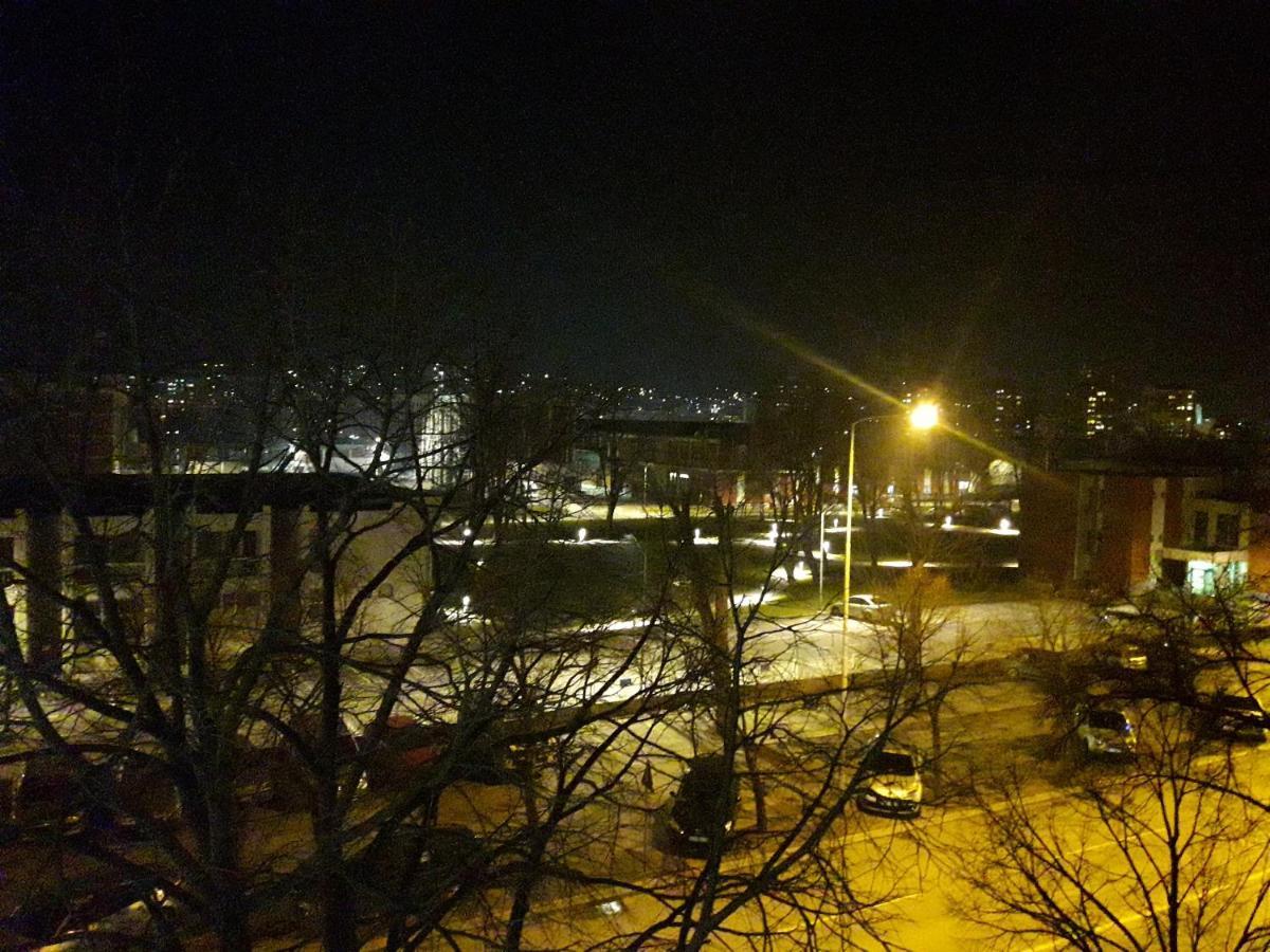 ホテル Prenociste Konstantin 2008 Ni エクステリア 写真